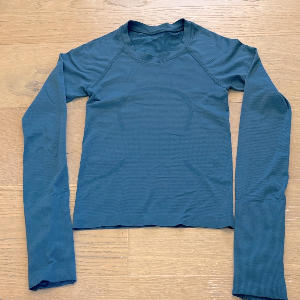 Lululemon Swiftly Tech Long-Sleeve Shirt Waist Length blue dark teal 0